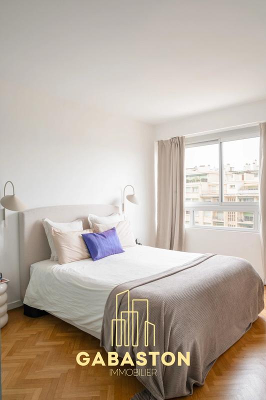 Appartement - 118 m² - 4 pièces