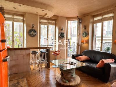 Appartement - 100 m² - 4 pièces