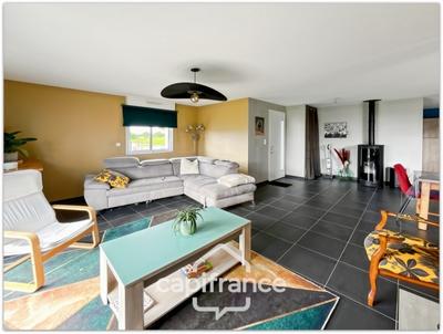 Maison - 125 m² - 6 pièces