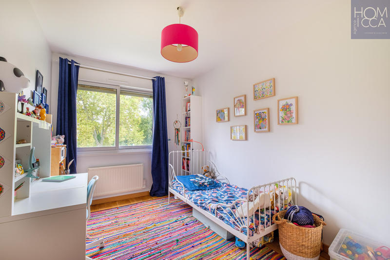 Appartement - 82 m² - 4 pièces