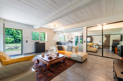 Villa - 177 m² - 6 pièces