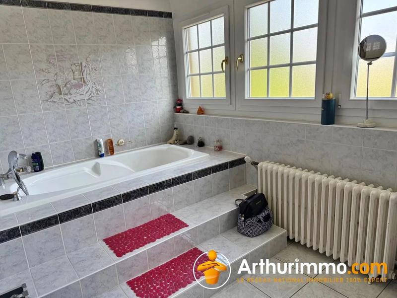 Maison - 194 m² - 6 pièces