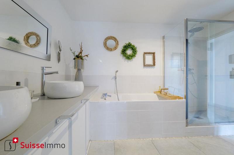 Appartement - 101 m² - 4 pièces