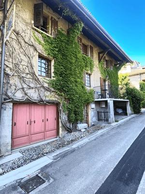 Maison ancienne - 179 m² - 10 pièces