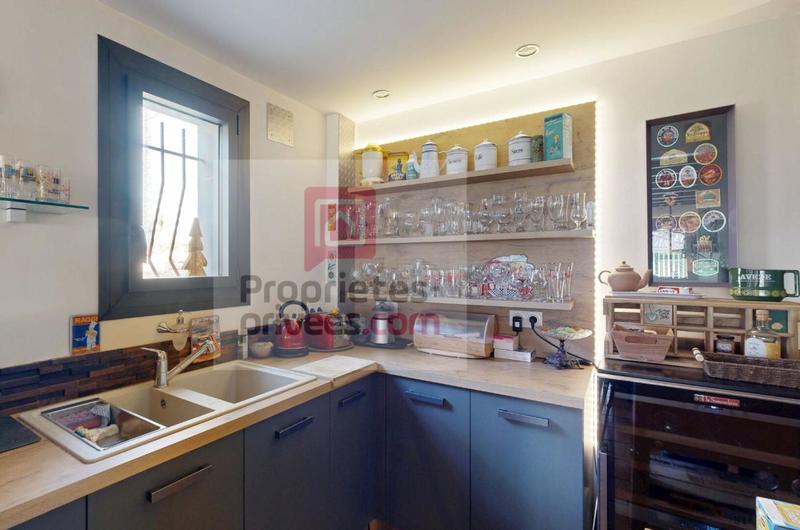 Maison - 201 m² - 6 pièces