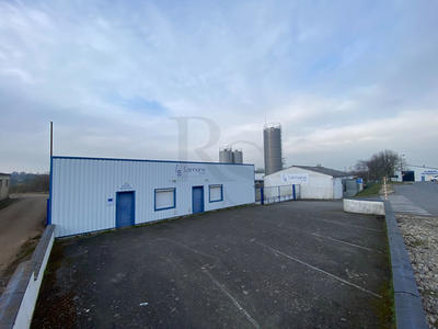 Local d'activité / Entrepôt - 1 465 m² - 1 pièce