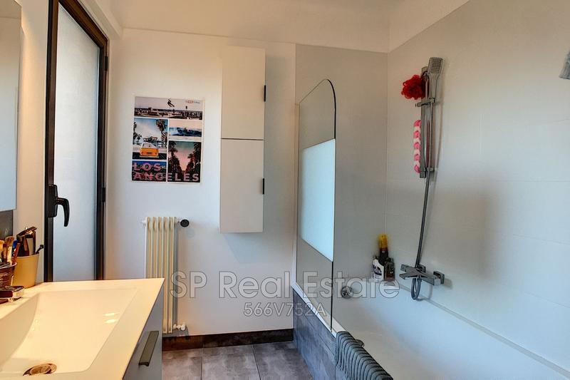 Appartement - 79 m² - 3 pièces