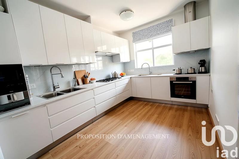 Appartement - 100 m² - 5 pièces