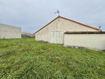 Parking / Garage - 160 m²