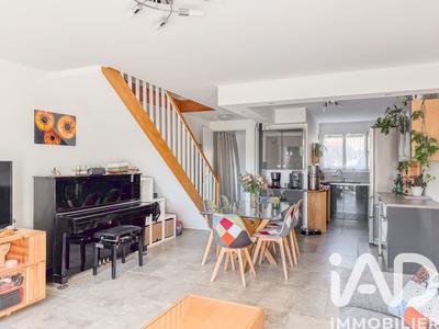 Maison - 98 m² - 5 pièces