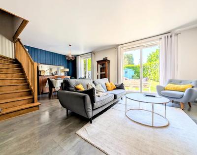 Maison - 122 m² - 5 pièces