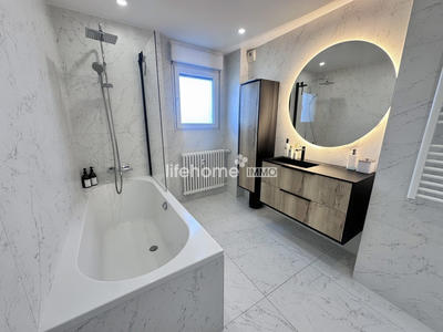 Appartement - 75 m² - 3 pièces