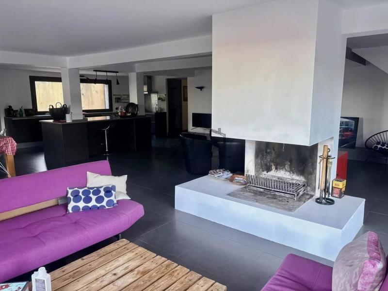 Villa - 250 m² - 5 pièces