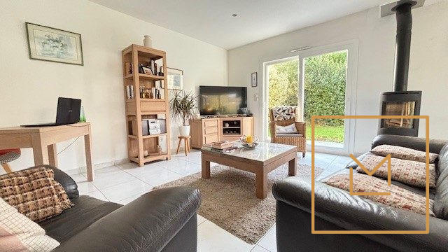 Maison traditionnelle - 129 m² - 6 pièces