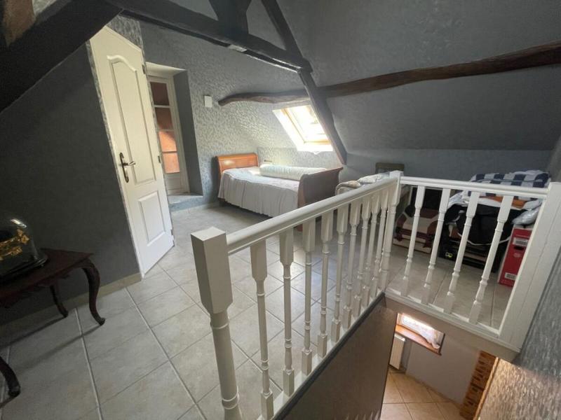 Maison - 150 m² - 9 pièces