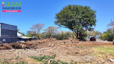 Terrain constructible - 619 m²