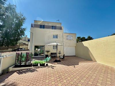 Maison - 74 m² - 4 pièces