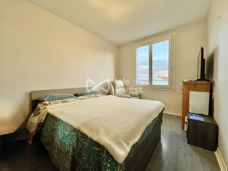 Appartement - 79 m² - 4 pièces