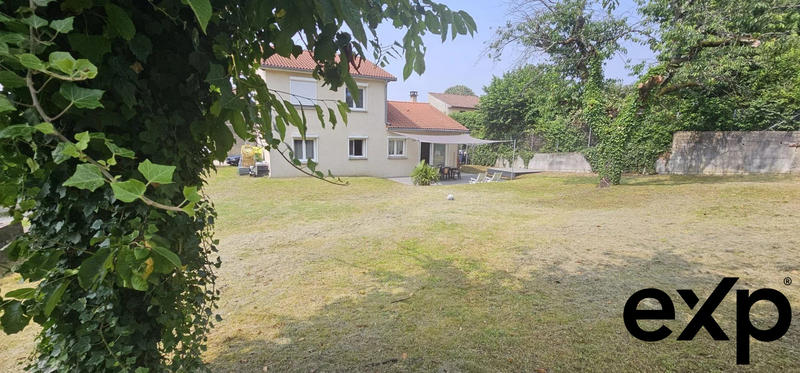 Maison - 136 m² - 6 pièces