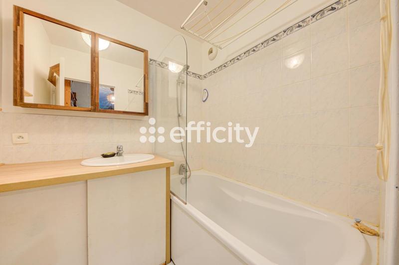 Appartement - 49 m² - 2 pièces