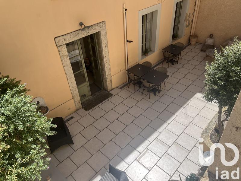 Maison - 383 m² - 10 pièces