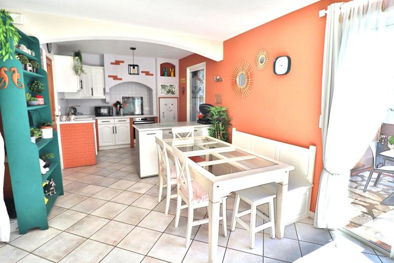 Villa - 102 m² - 4 pièces