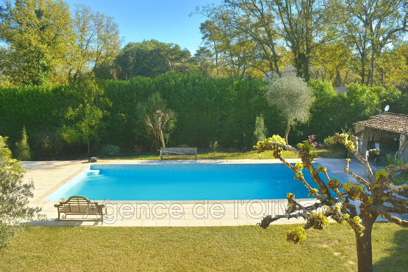 Maison - 300 m² - 7 pièces