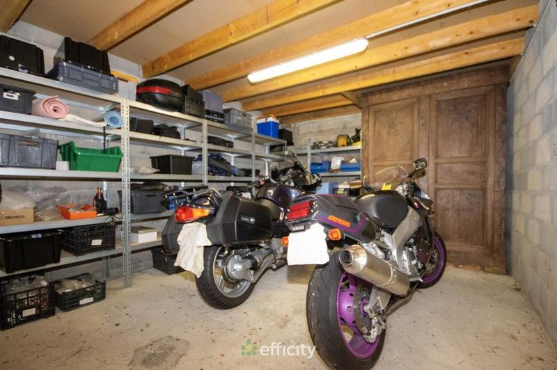 Maison - 93 m² - 5 pièces