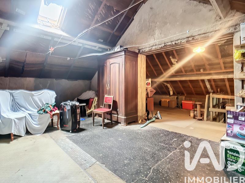 Maison - 96 m² - 5 pièces