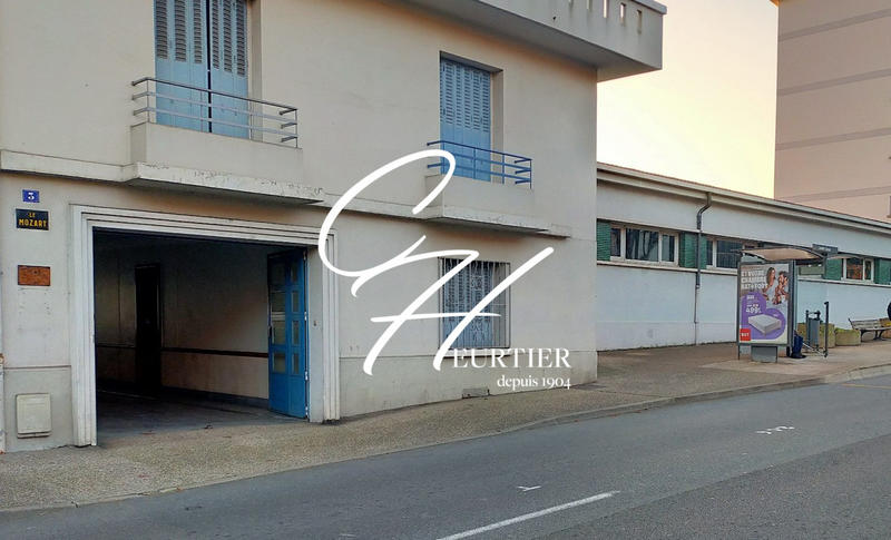 Bureau - 43 m² - 2 pièces