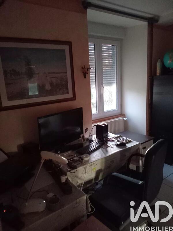 Maison - 300 m² - 8 pièces