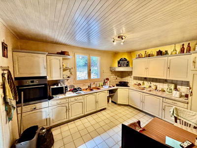 Villa - 100 m² - 5 pièces