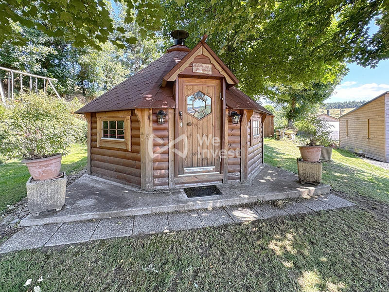 Maison - 404 m² - 16 pièces