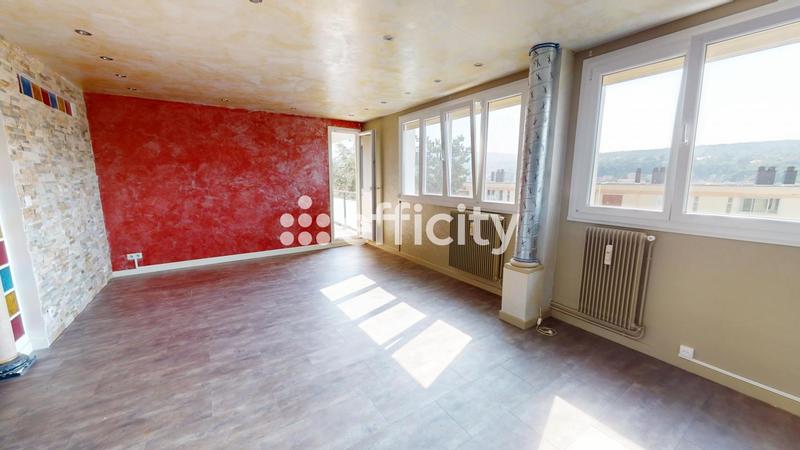 Appartement - 70 m² - 4 pièces