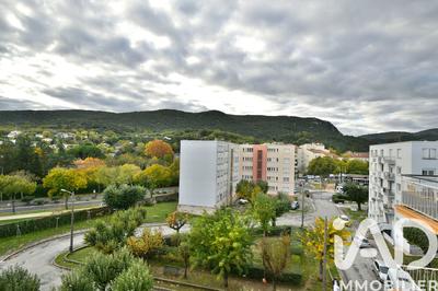 Appartement - 63 m² - 4 pièces