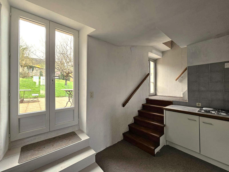 Maison - 250 m² - 10 pièces