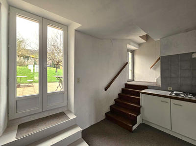 Maison - 250 m² - 10 pièces