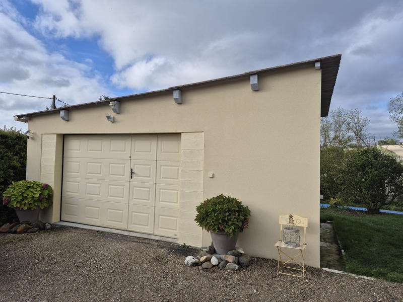 Propriété - 205 m² - 8 pièces