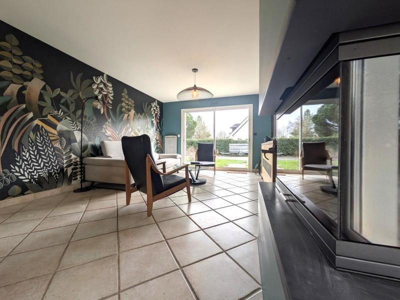 Maison - 167 m² - 8 pièces