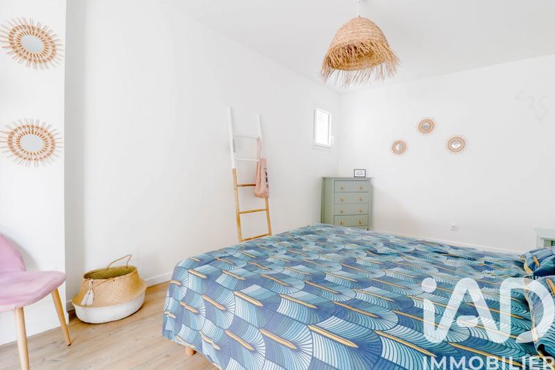 Maison - 210 m² - 7 pièces