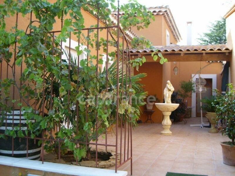 Maison - 187 m² - 6 pièces