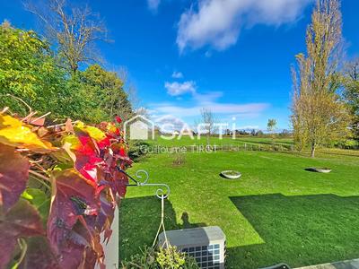 Maison - 246 m² - 7 pièces