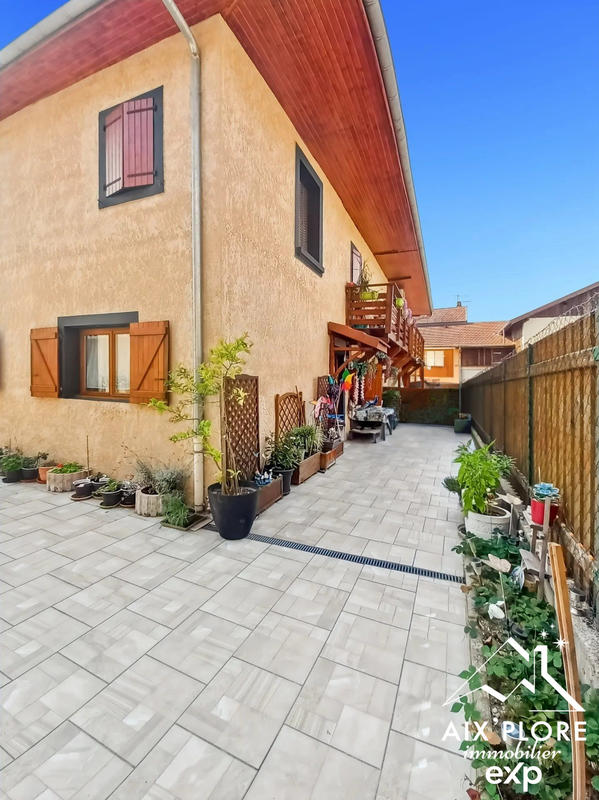 Maison - 104 m² - 4 pièces