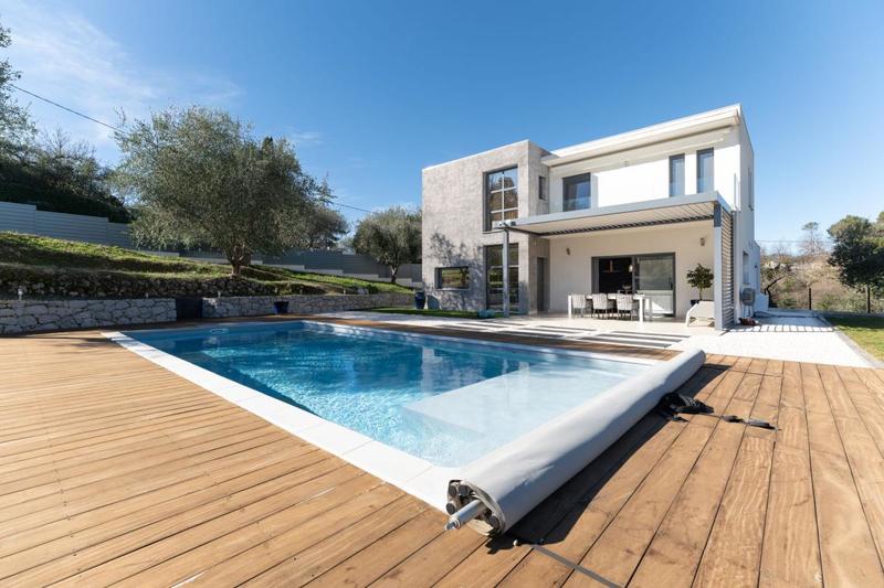 Villa - 142 m² - 4 pièces