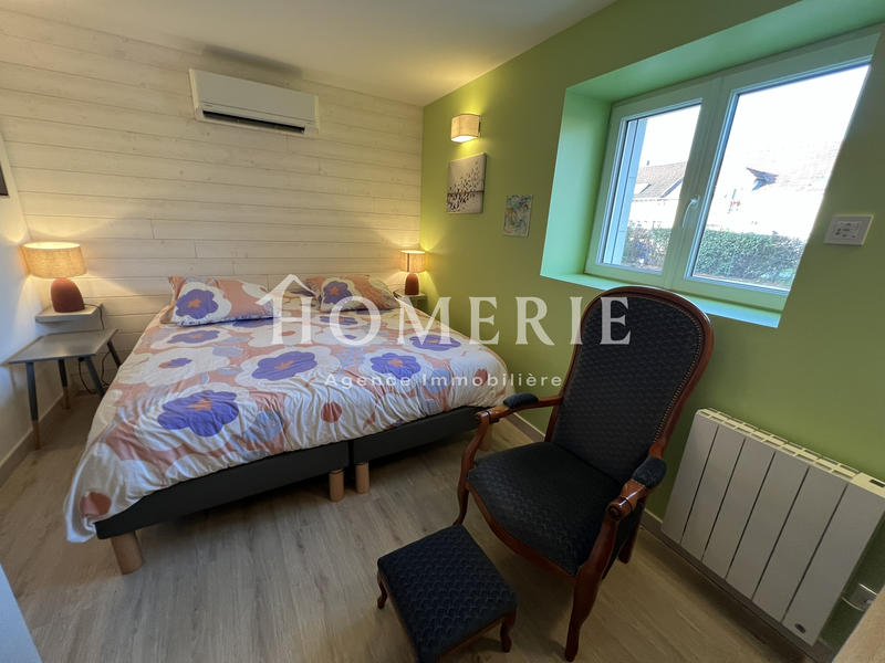 Maison - 232 m² - 7 pièces