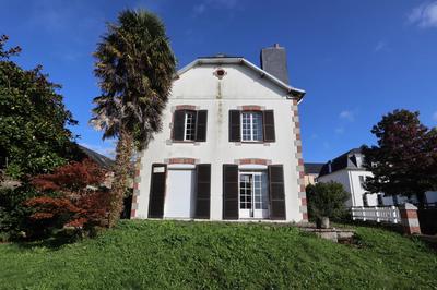 Maison - 134 m² - 7 pièces