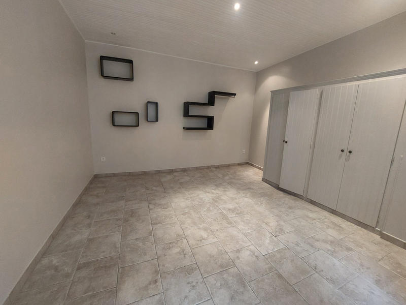 Fonds de commerce - Local commercial - 282 m²