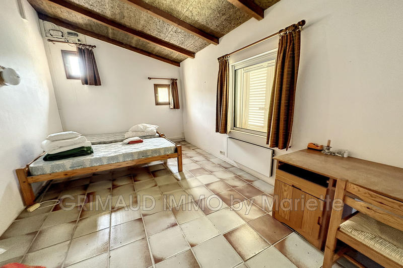 Propriété - 415 m² - 13 pièces