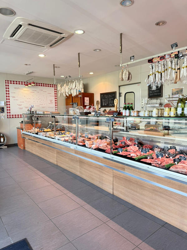 Local commercial - 117 m² - 2 pièces