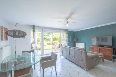 Maison - 96 m² - 4 pièces